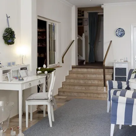 Parkfrieden 2* 티멘도르프스트랜드