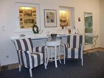 Hotell Parkfrieden 2*